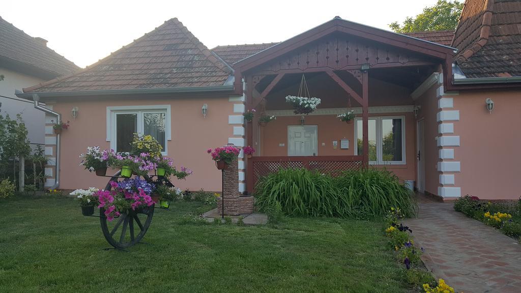 Villa Sunset Palić Exteriör bild